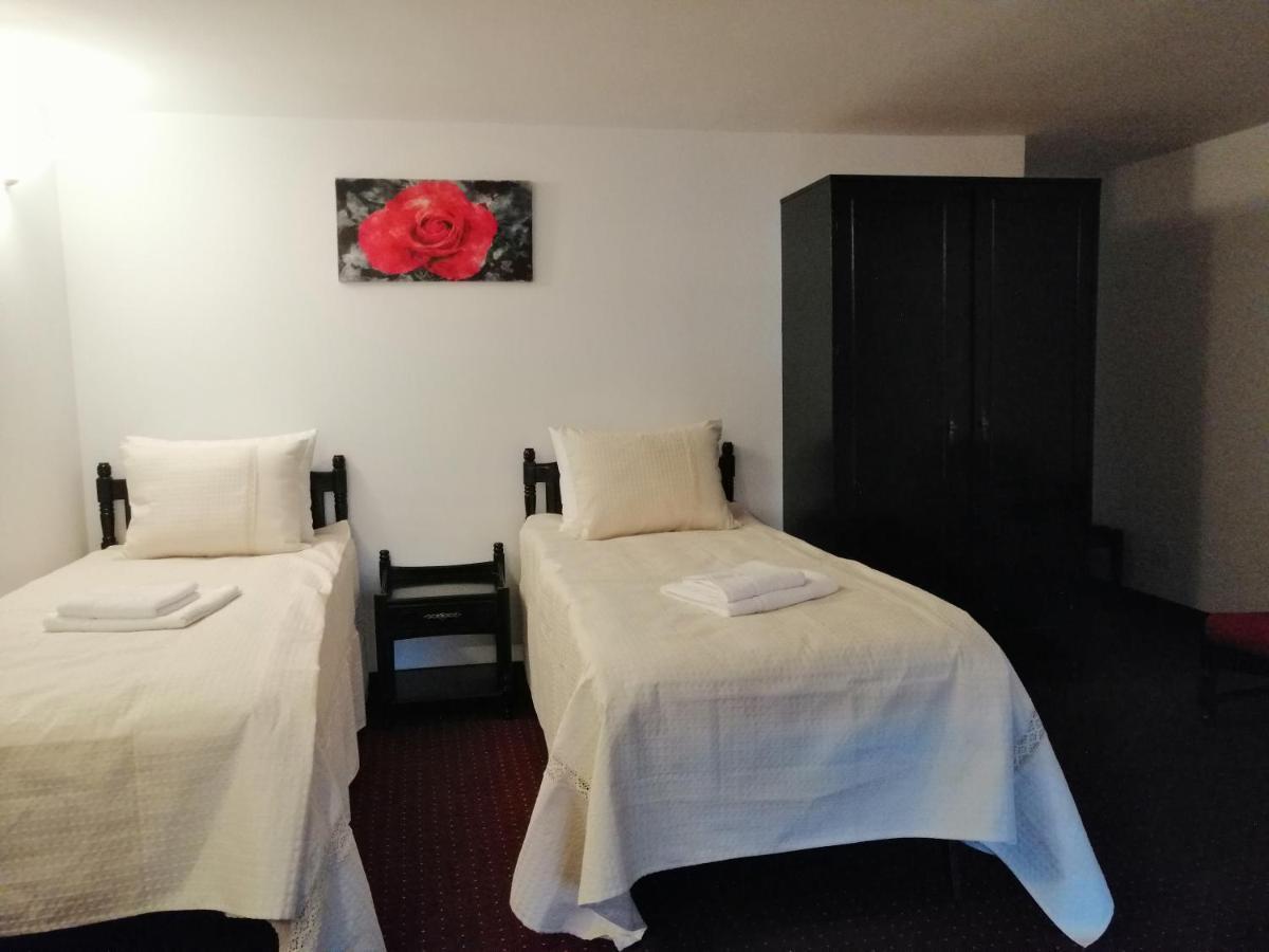 Copou Inn Iasi Buitenkant foto