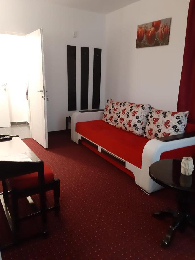 Copou Inn Iasi Buitenkant foto
