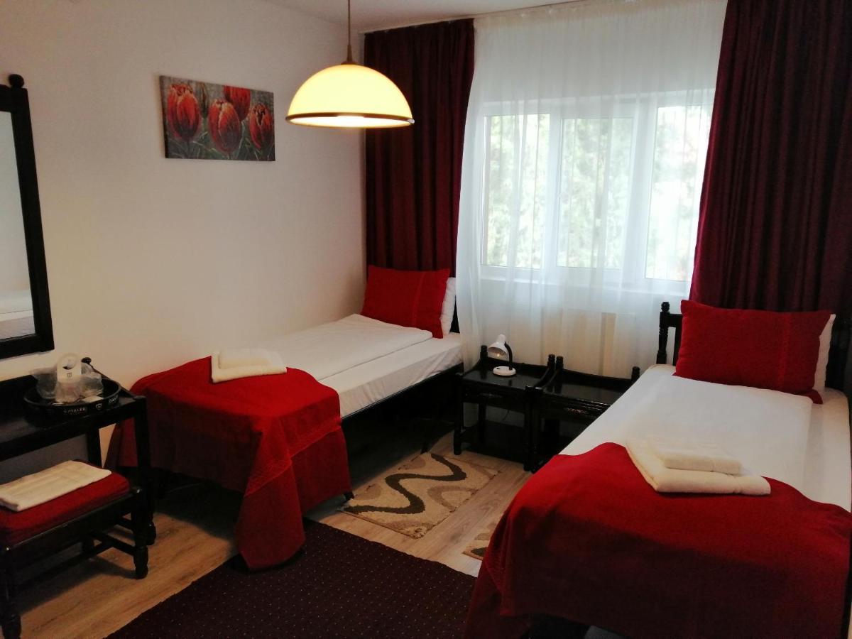 Copou Inn Iasi Buitenkant foto