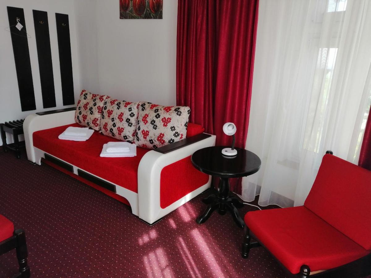 Copou Inn Iasi Buitenkant foto
