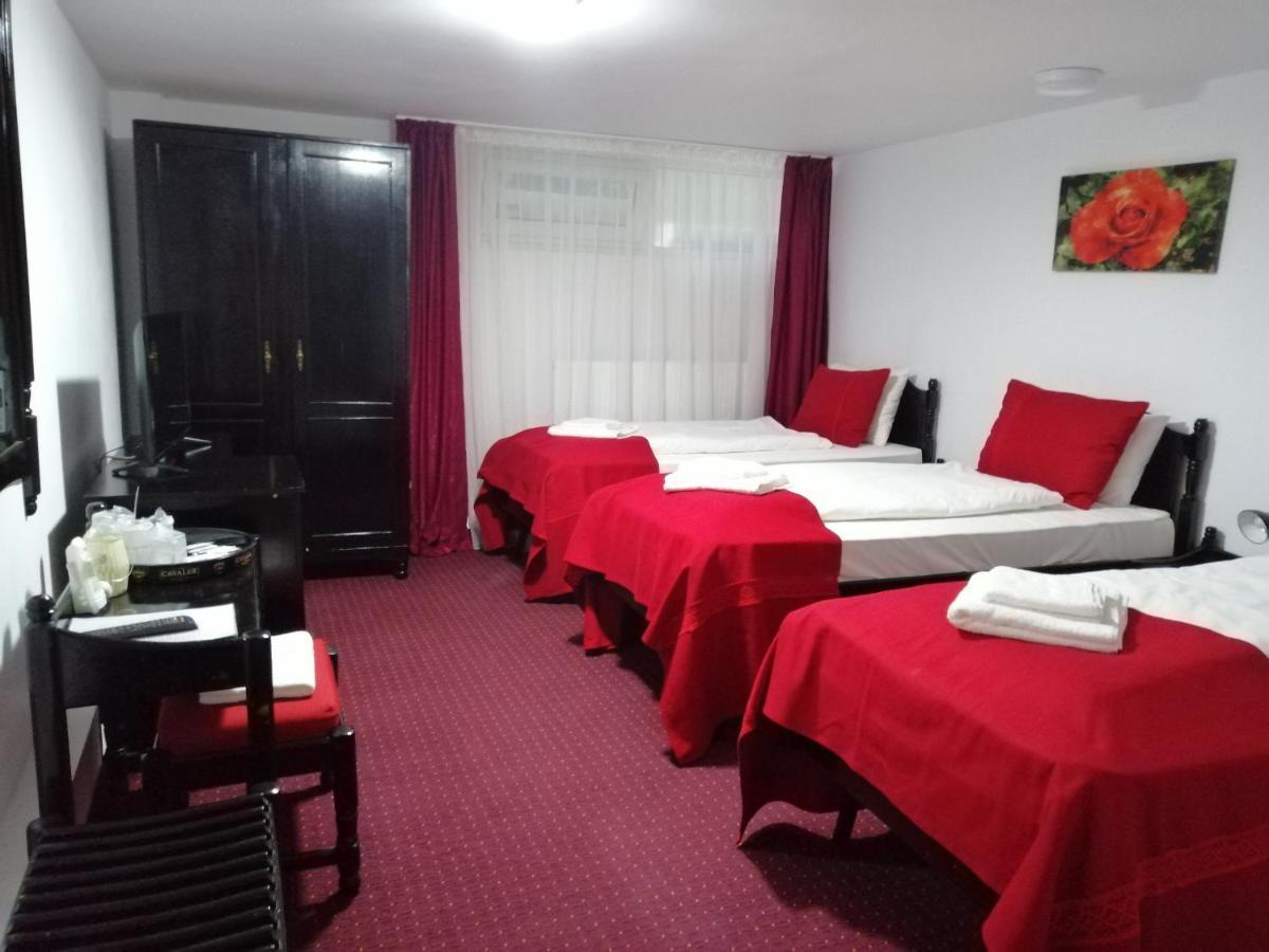 Copou Inn Iasi Buitenkant foto